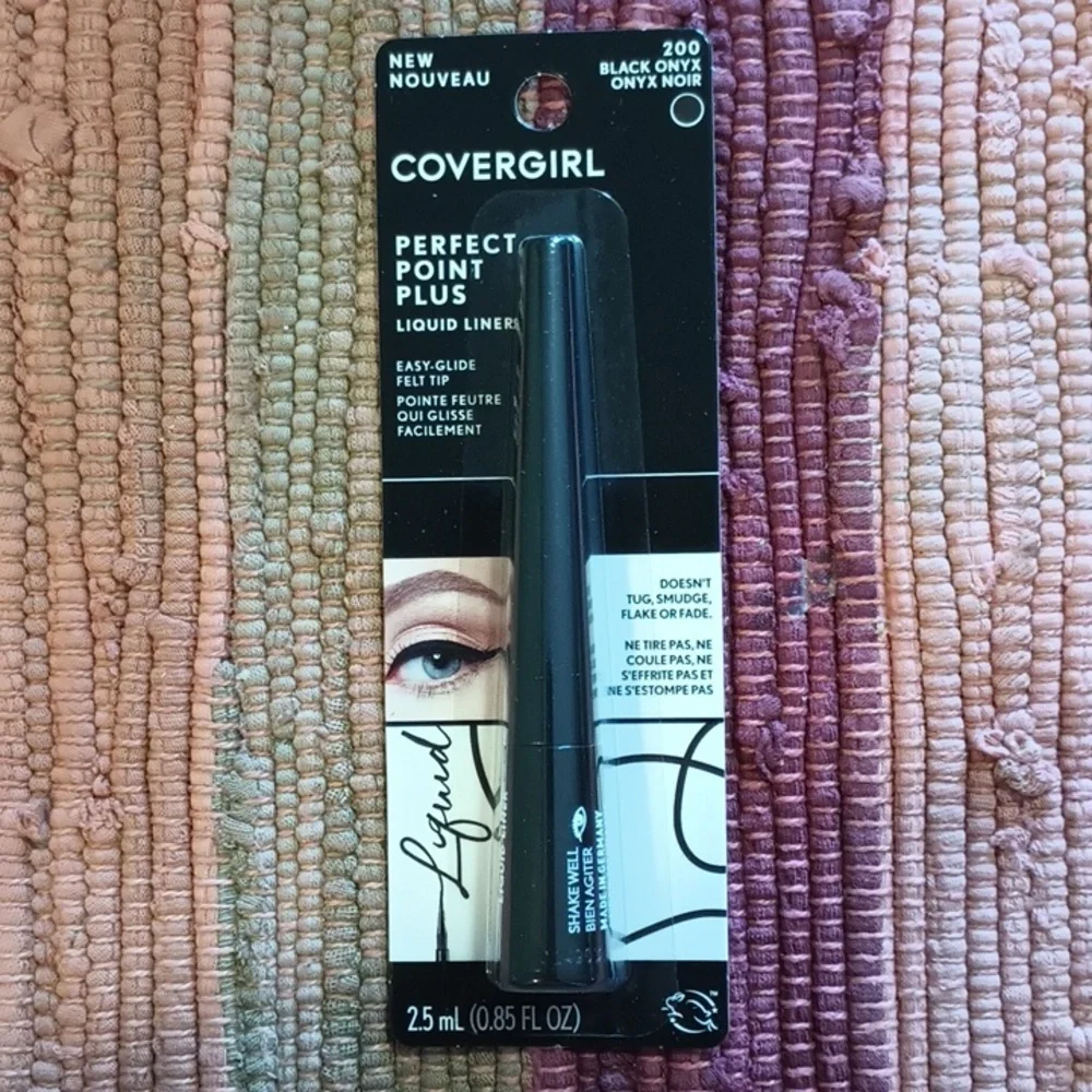 Covergirl Perfect Point Plus Liquid Eyeliner Black Onyx 2 Boxes (4 total) NIB